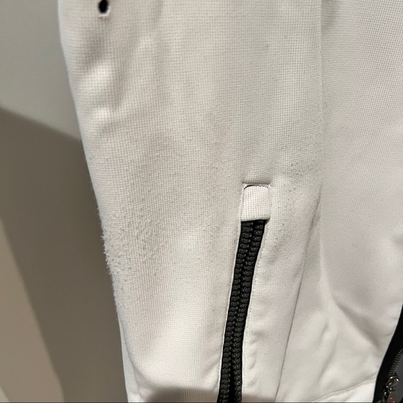 Victorinox zip up jacket - Picture 3 of 6